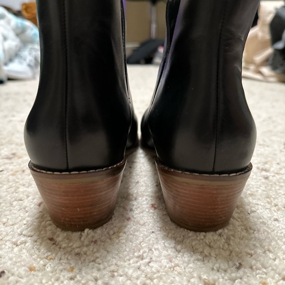 Cole Haan Women's Abbot Ankle Boot size 7B - Picture 7 of 8